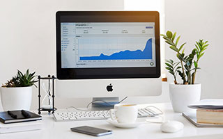 利物浦2-0完胜布莱顿！萨拉赫替补送角球助攻！绕场暂别搁置争议